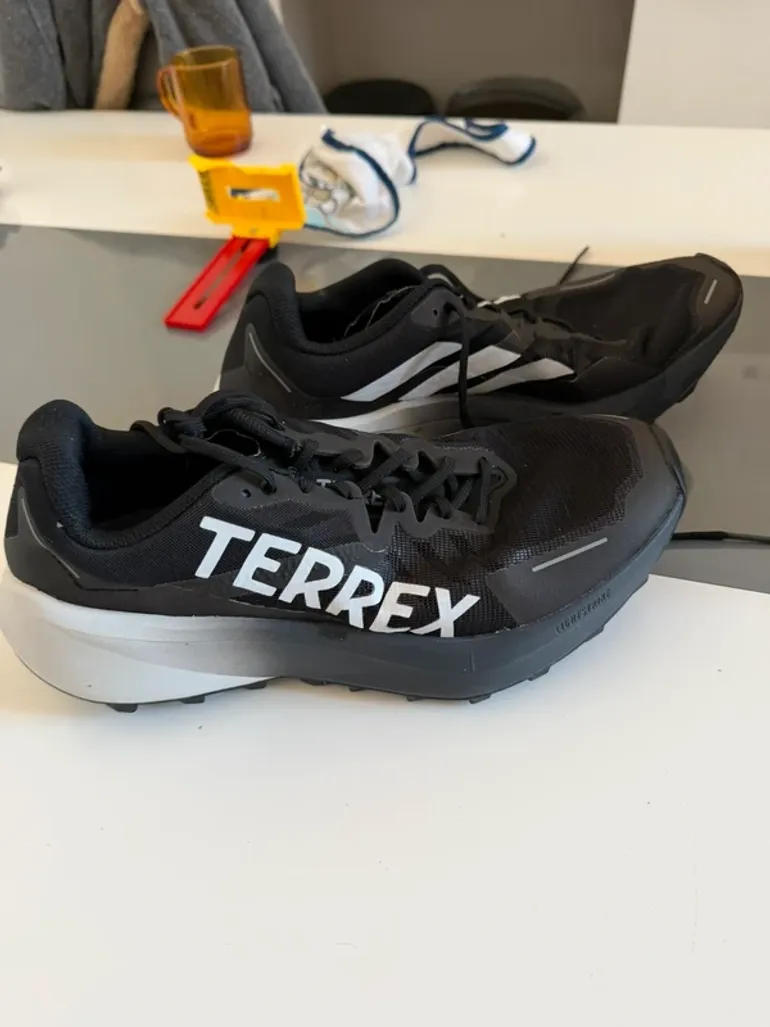Adidas Terrex bike d'occasion — image 1 sur 4