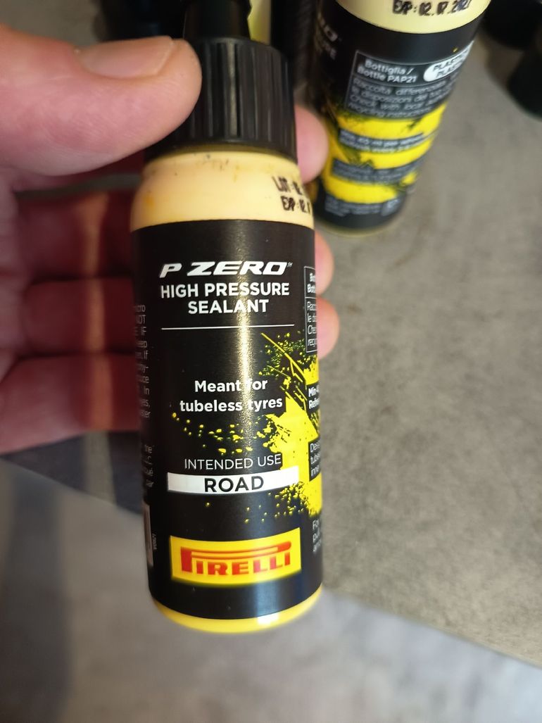 Pirelli Road x6 Tubeless 2025 bike d'occasion — image 3 sur 4