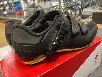 Tweedehands Specialized Elite Road schwarz / hyper 2015 bike — afbeelding 4 van 4