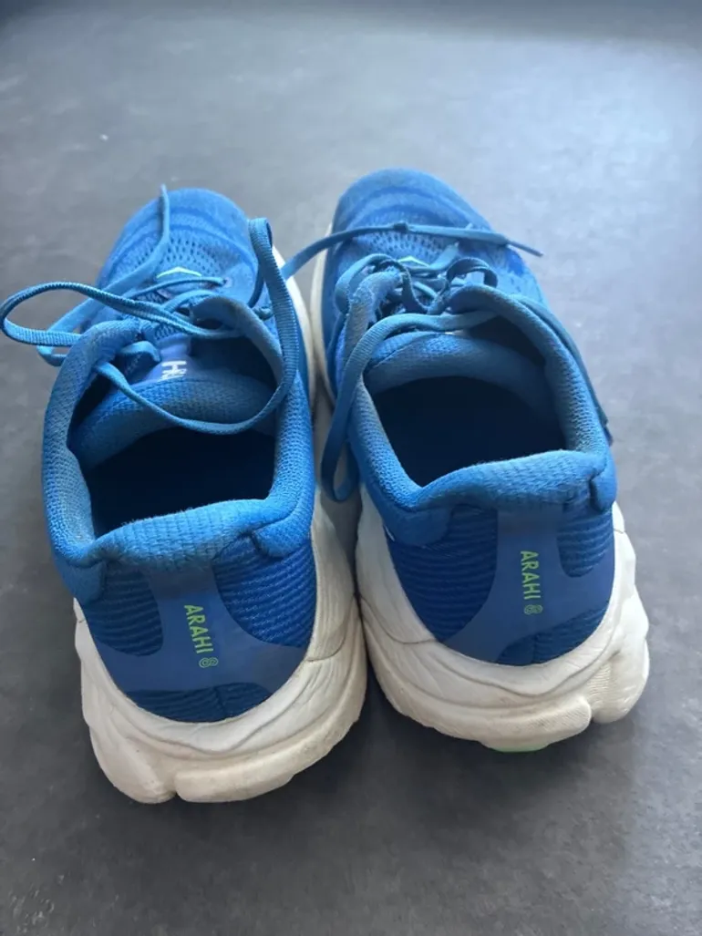 Tweedehands Hoka Arahi 8 bike — afbeelding 3 van 3
