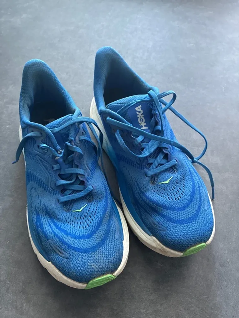 Tweedehands Hoka Arahi 8 bike — afbeelding 1 van 3
