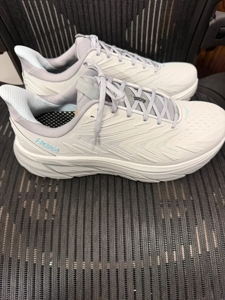 Tweedehands Hoka Clifton bike — afbeelding 4 van 6