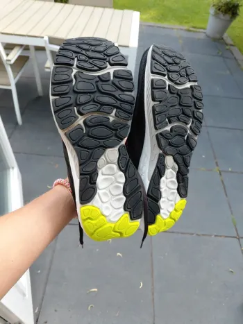 Tweedehands New Balance Hardloopschoenen maat 42 bike — afbeelding 5 van 5