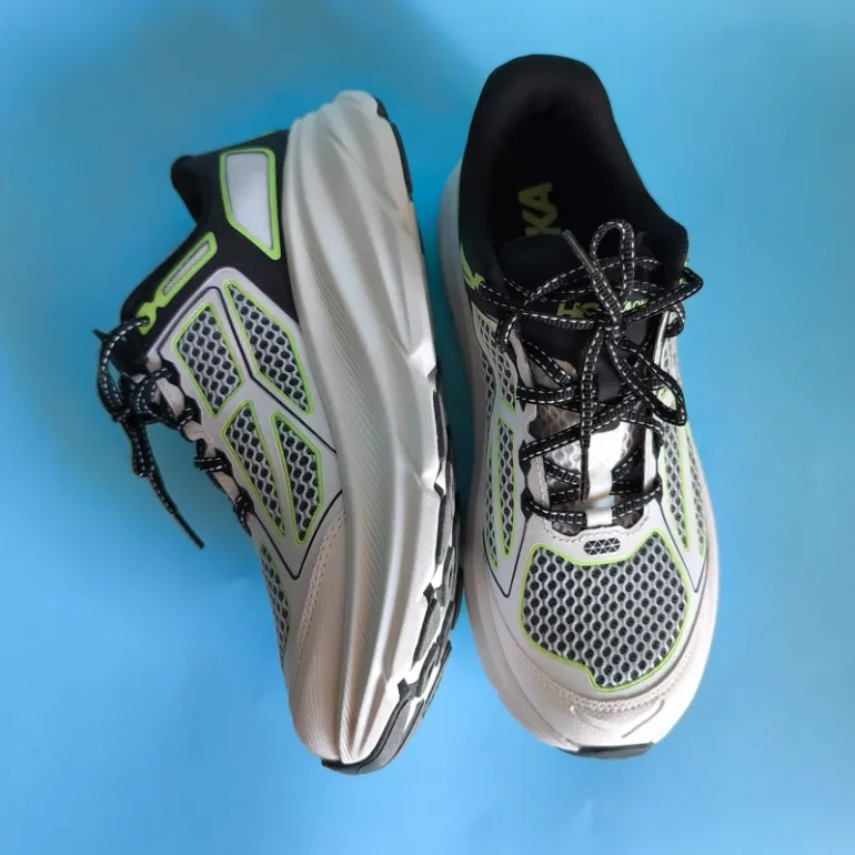 Tweedehands Hoka Clifton 9 bike — afbeelding 7 van 8