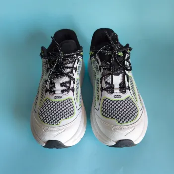 Tweedehands Hoka Clifton 9 bike — afbeelding 8 van 8