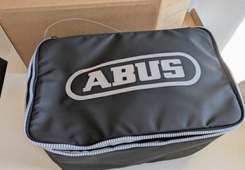Used ABUS TimeShifter Helmet bike — image 4 of 5