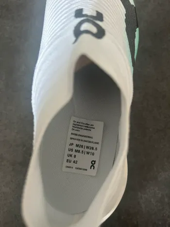 On Running On Shoes Size 42 bike d'occasion — image 4 sur 8