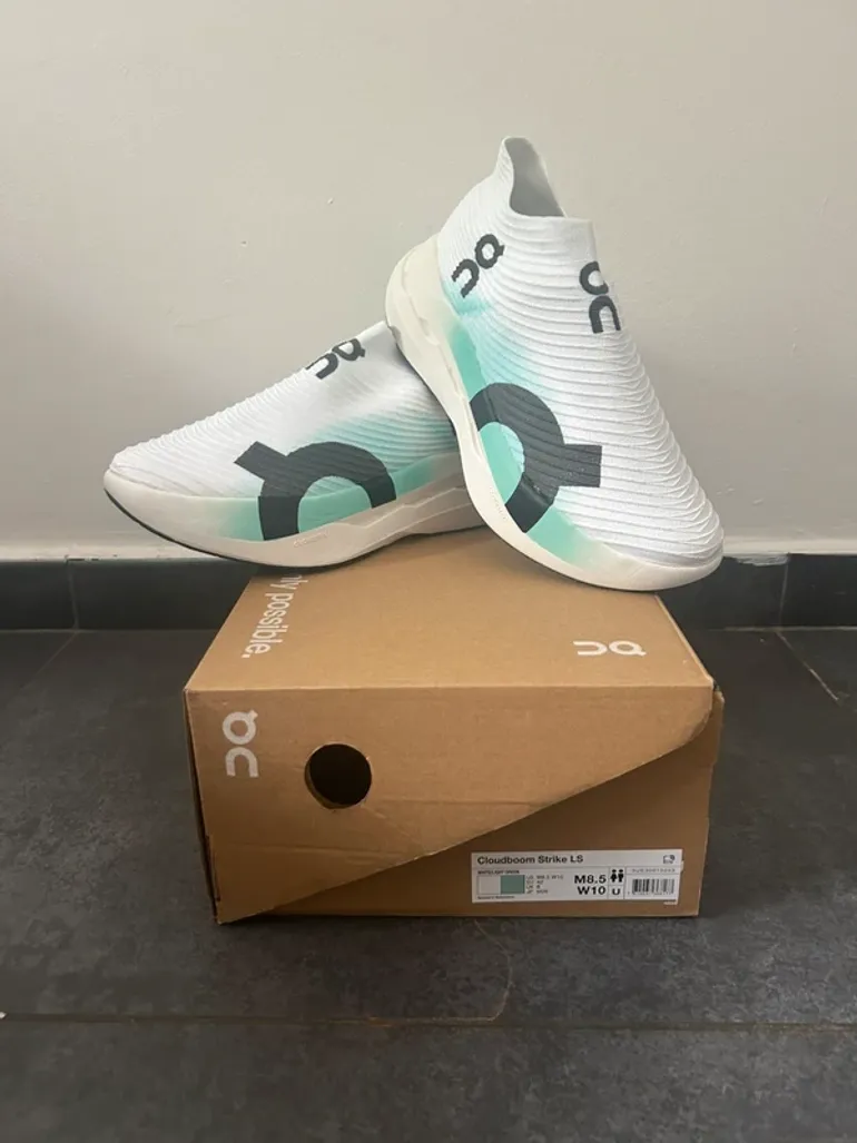 On Running On Shoes Size 42 bike d'occasion — image 1 sur 8