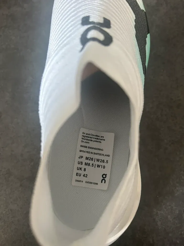 On Running On Shoes Size 42 bike d'occasion — image 5 sur 8