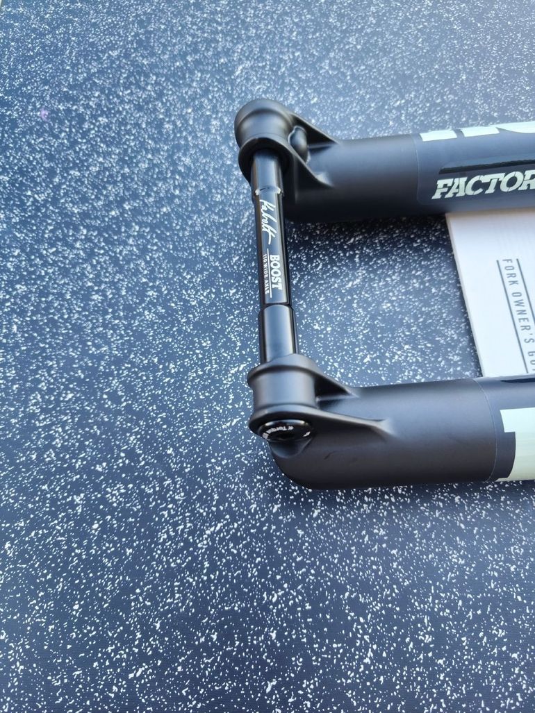 Fox 34 Factory 130mm 29" bike d'occasion — image 10 sur 10