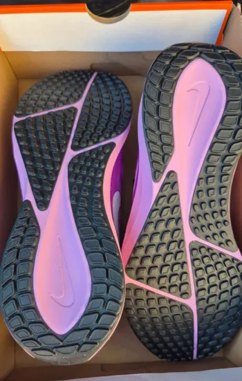 Nike Vomero 17 bike d'occasion — image 3 sur 5
