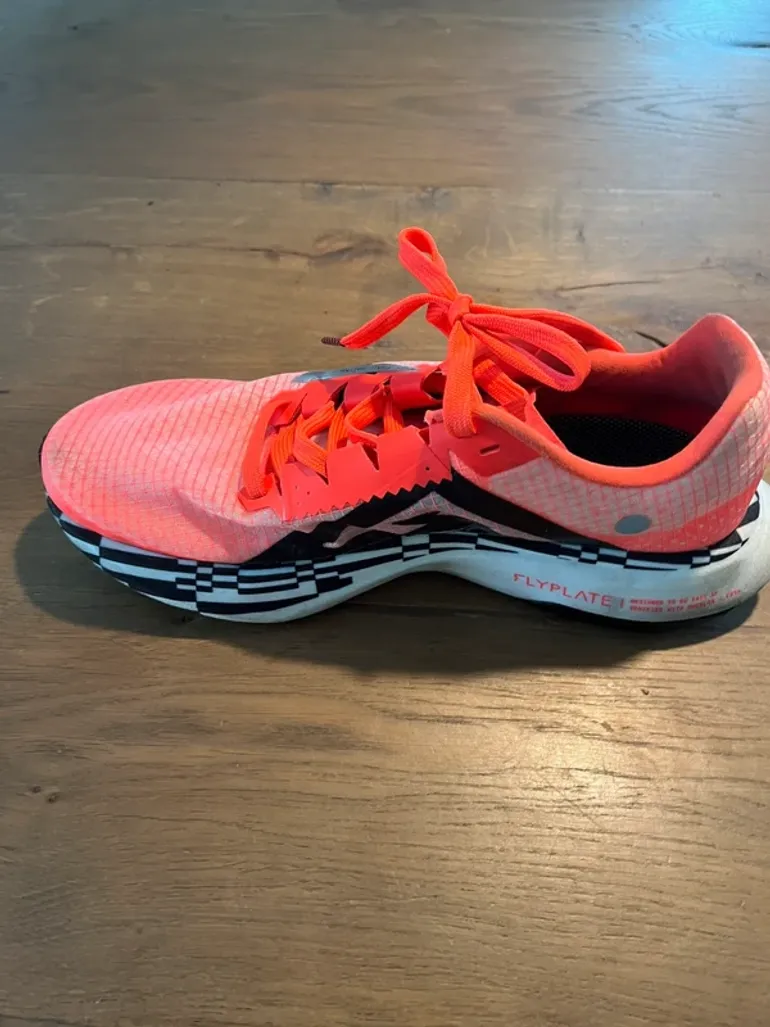 Nike ZoomX Ultrafly Trail bike d'occasion — image 4 sur 6