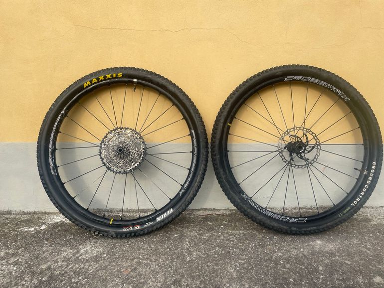 Mavic Crossmax 29 Wheelset 2022 bike d'occasion — image 1 sur 4