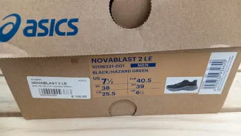 Asics Novablast 2 LE bike d'occasion — image 5 sur 5