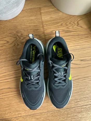 Použité Nike Vomero Plus bike — obrázek 4 z 6