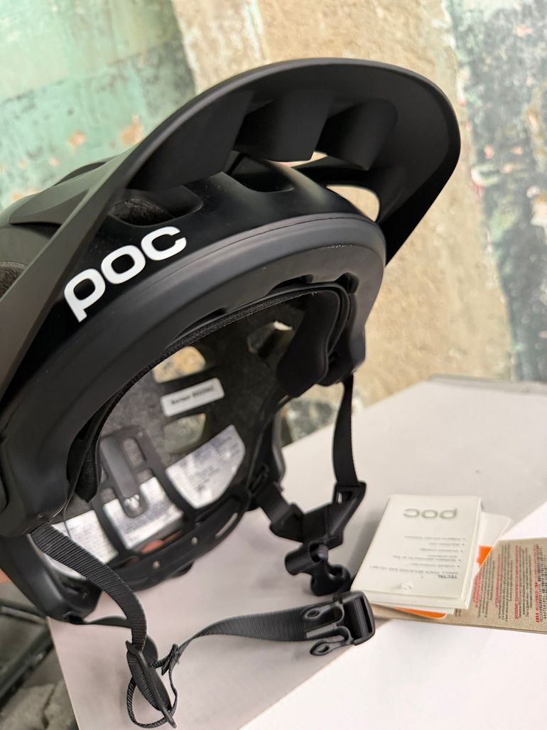 Used POC Tectal MTB Helmet 2025 bike — image 3 of 5