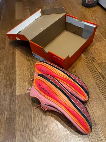Použité Nike Vomero Plus bike — obrázek 2 z 2