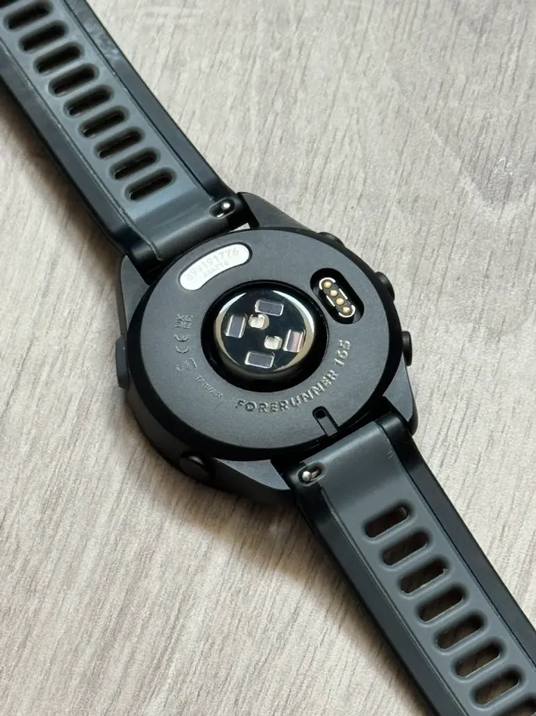 Garmin Forerunner 165 Music bike d'occasion — image 2 sur 3