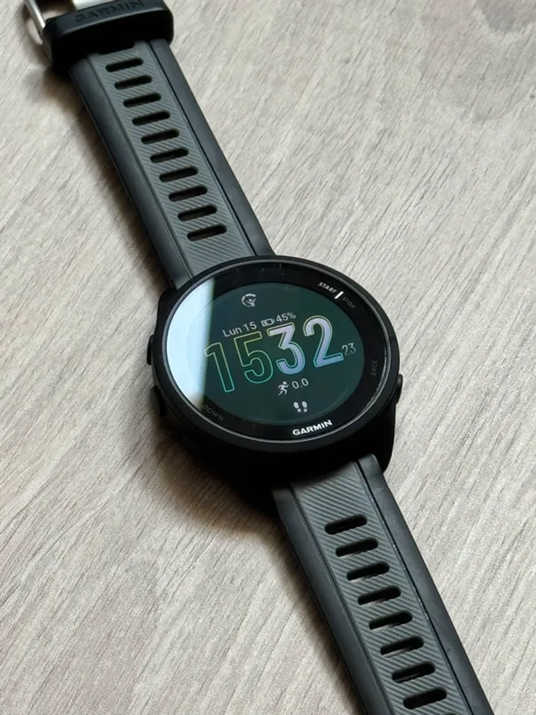 Garmin Forerunner 165 Music bike d'occasion — image 1 sur 3