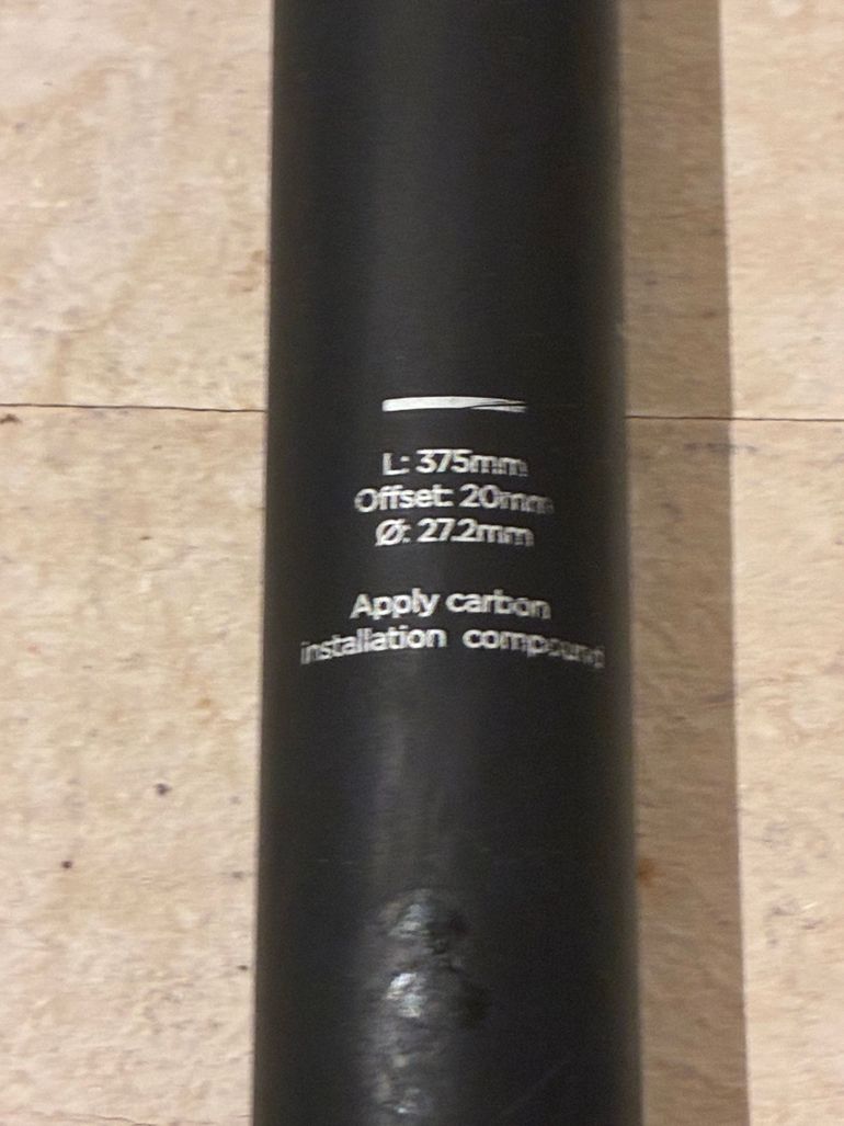 aurum Carbon Seatpost 2023 bike d'occasion — image 3 sur 6