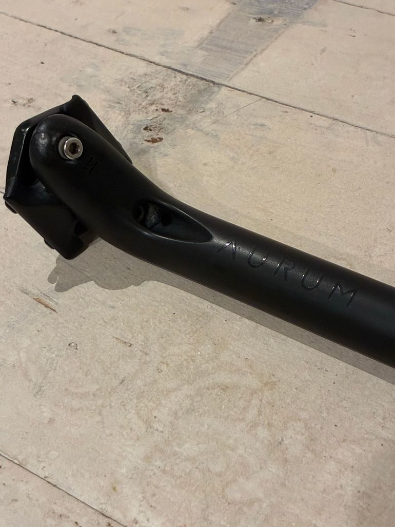 aurum Carbon Seatpost 2023 bike d'occasion — image 2 sur 6