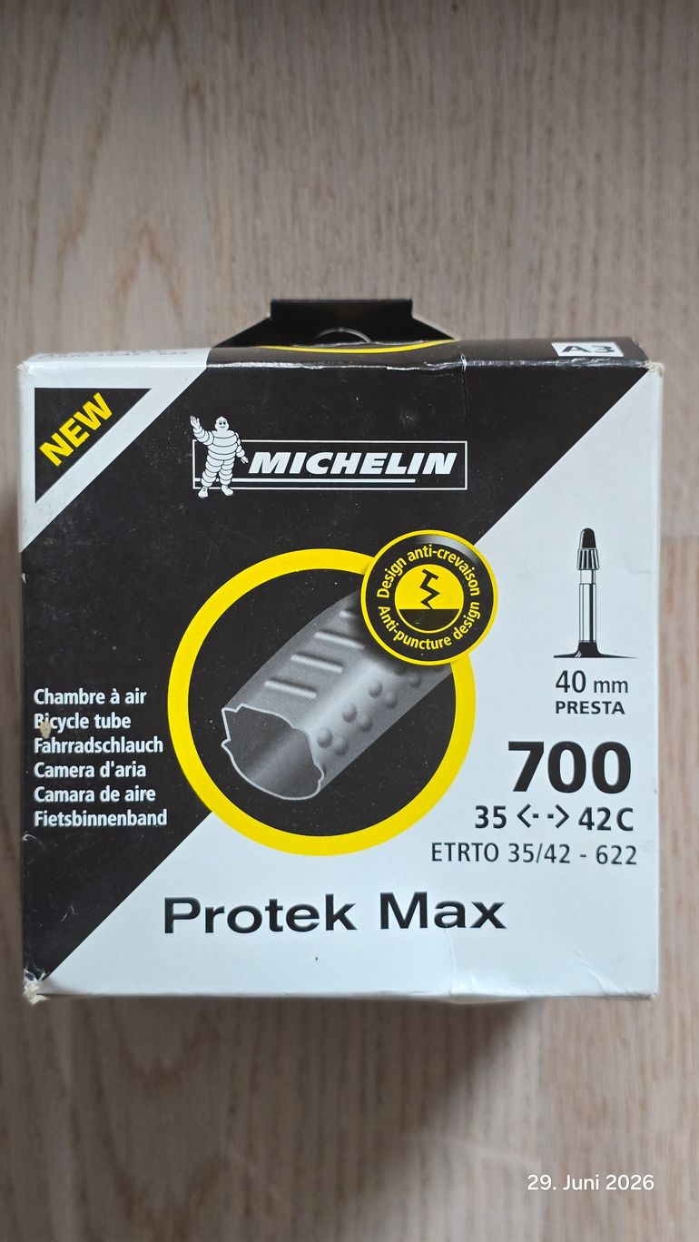 Michelin Protek May 700 x 32 - 42 c bike d'occasion — image 3 sur 3