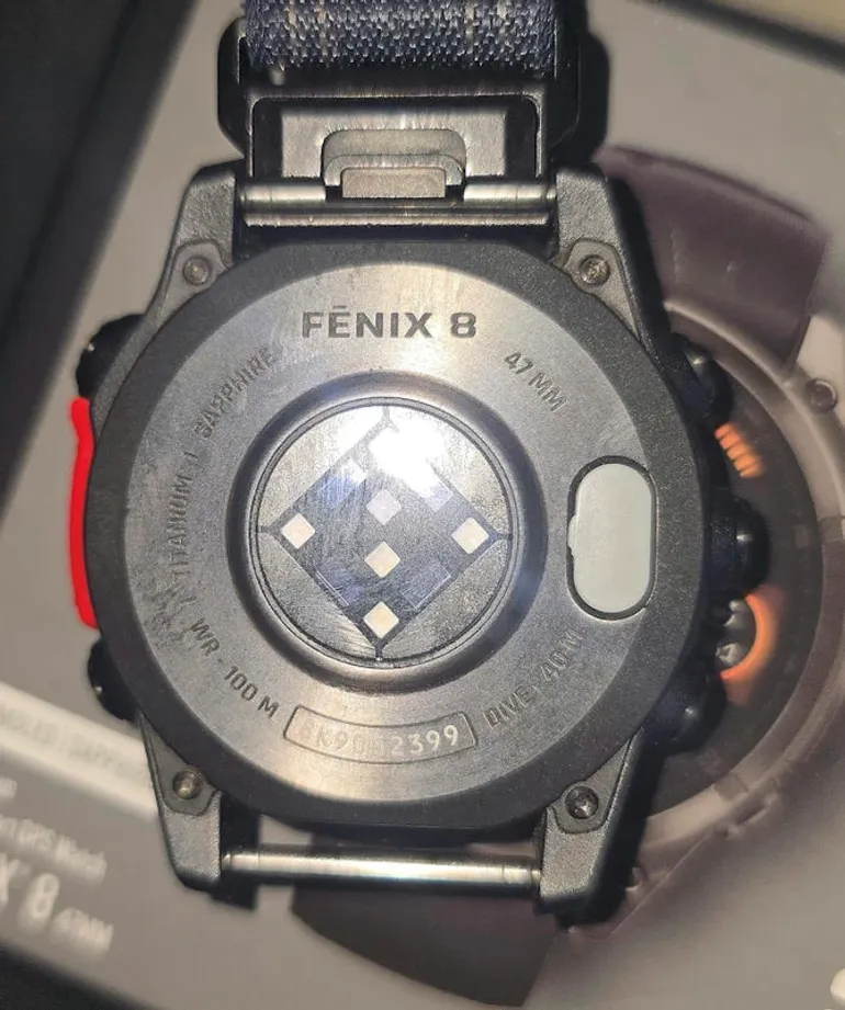 Garmin Fenix 8 Sapphire AMOLED 47mm bike d'occasion — image 2 sur 7