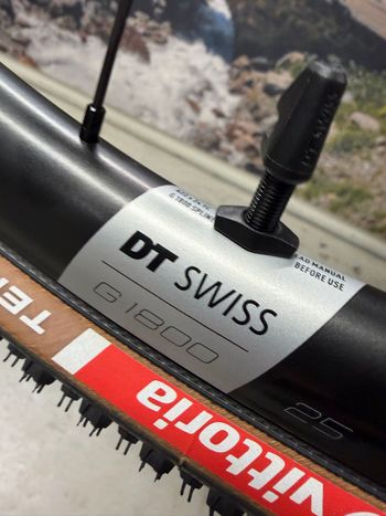 Używany Dt Swiss G1800 Gravel Wheelset 2026 bike — zdjęcie 4 z 4