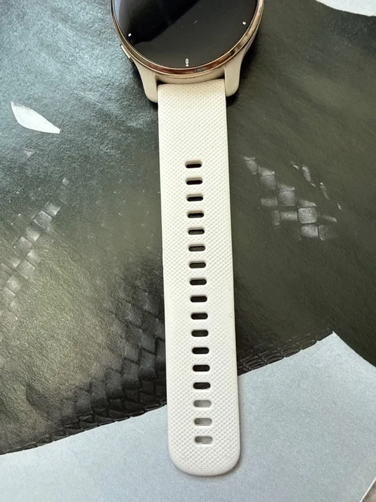 Garmin Venu 2 Plus bike d'occasion — image 4 sur 11