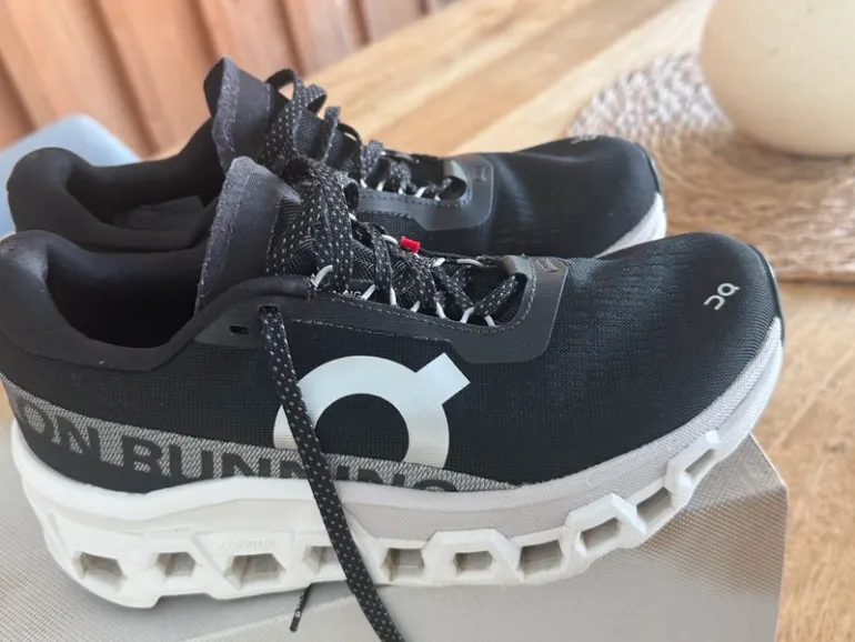 On Running Cloudmonster 2 bike usato — immagine 7 di 8