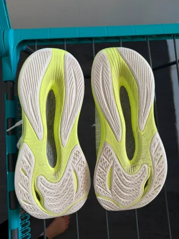 New Balance FuelCell Propel v4 bike de segunda mano — imagen 5 de 5