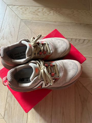 New Balance Hierro bike usato — immagine 2 di 5