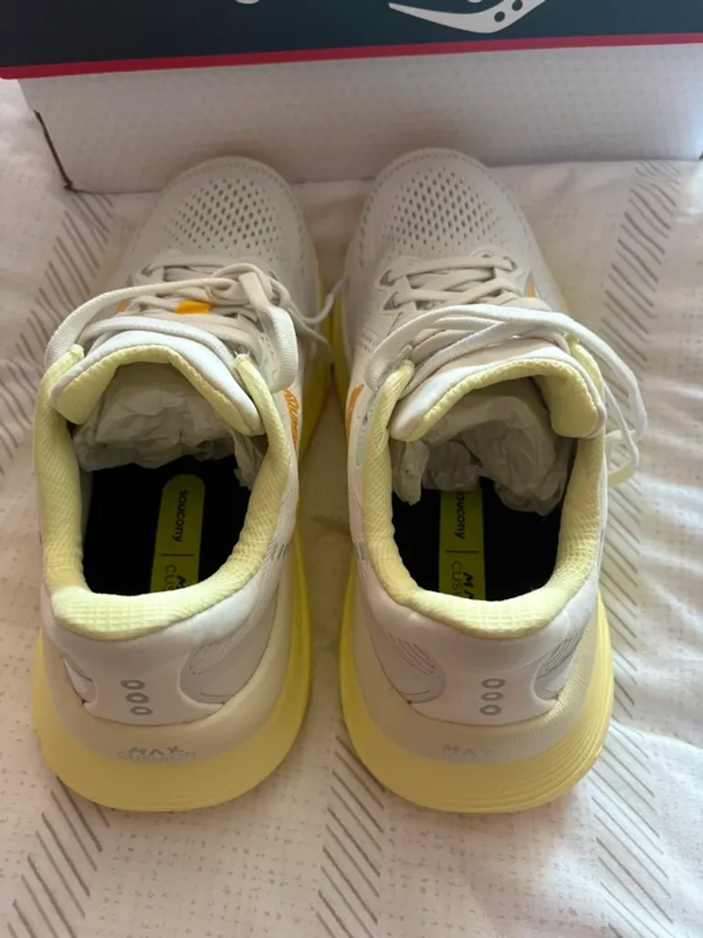 Used Saucony Guide 19 bike — image 7 of 9