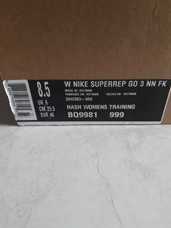 Nike Baskets femme Pointure 40 bike usato — immagine 9 di 9