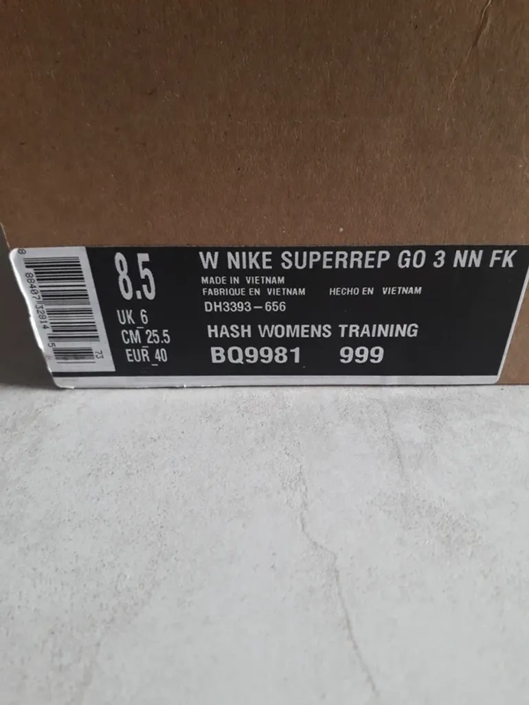 Nike Baskets femme Pointure 40 bike usato — immagine 9 di 9