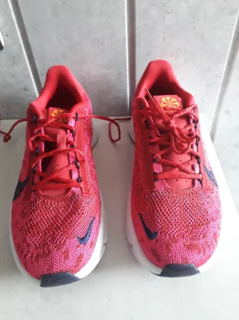 Nike Baskets femme Pointure 40 bike usato