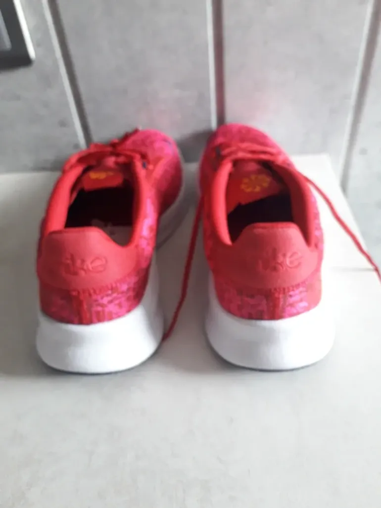 Nike Baskets femme Pointure 40 bike usato — immagine 3 di 9