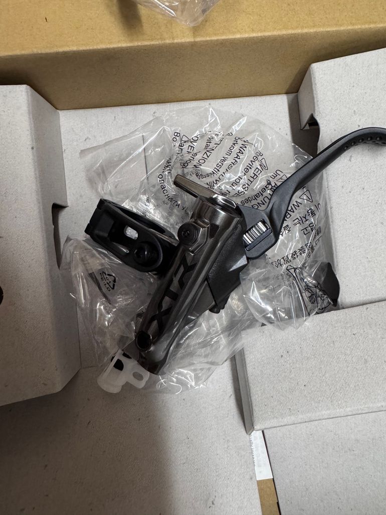 Shimano XTR Brakes 2026 bike d'occasion — image 4 sur 6