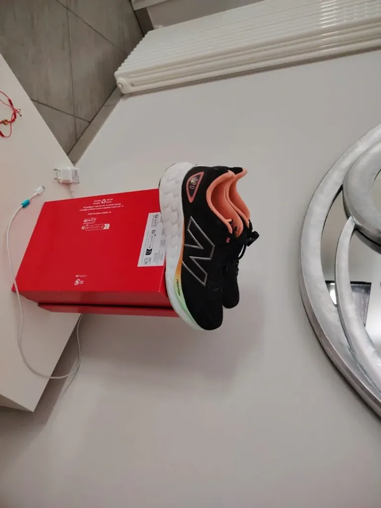New Balance Sneakers bike usato — immagine 2 di 6