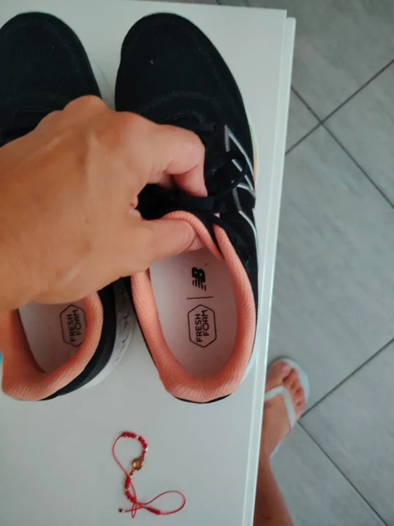 New Balance Sneakers bike usato — immagine 4 di 6