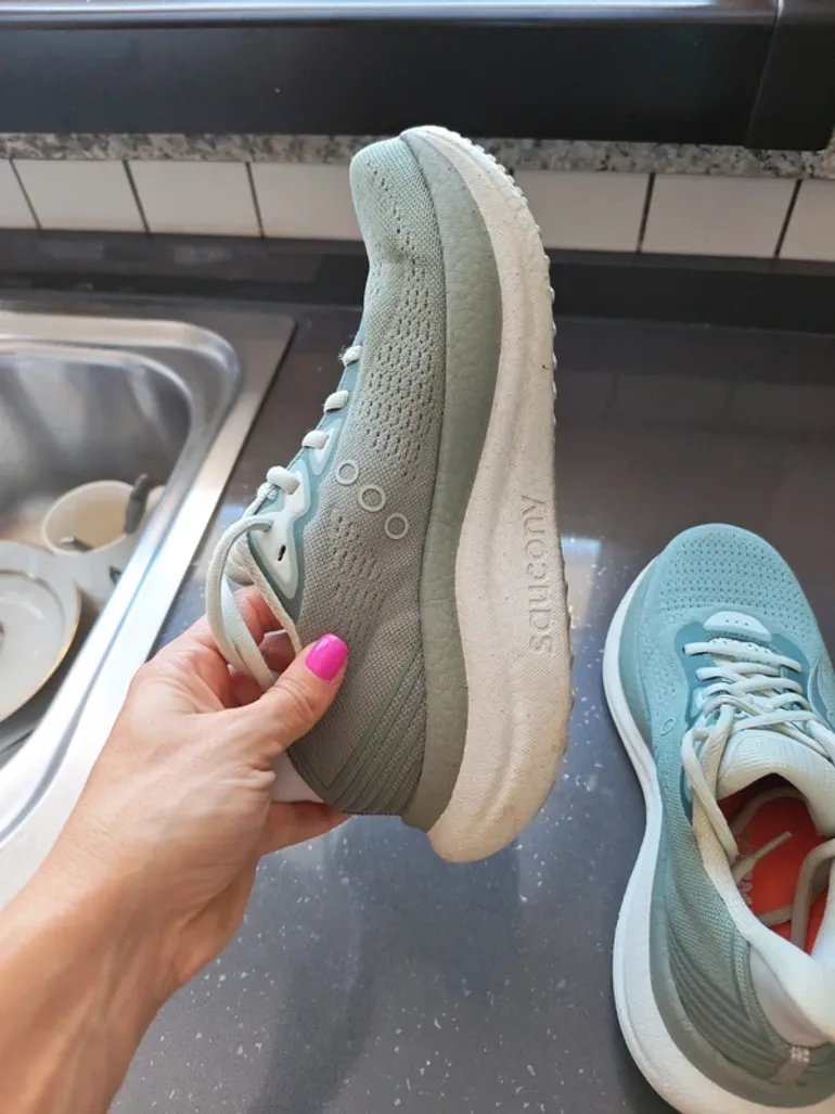 Saucony Triumph 23 bike d'occasion — image 4 sur 4