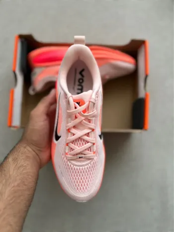 Nike Vomero 18 bike d'occasion — image 2 sur 8