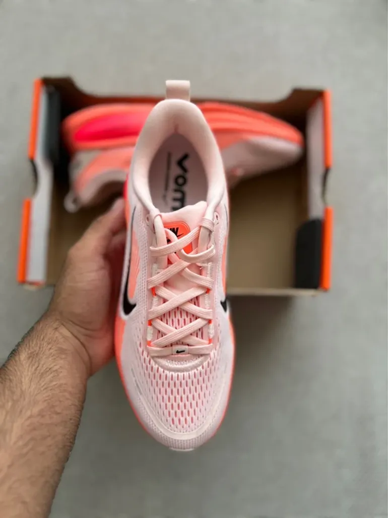 Nike Vomero 18 bike d'occasion — image 2 sur 8