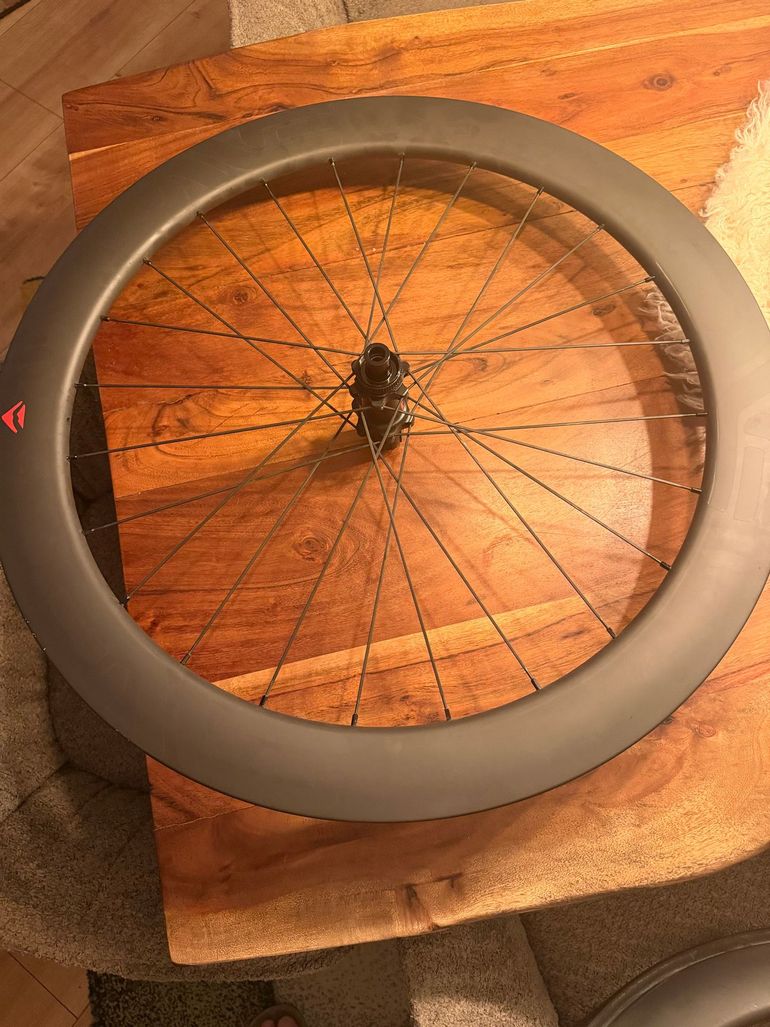 Used CSC Carbon Laufradsatz 2025 bike — image 2 of 10
