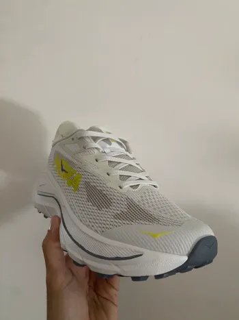 Hoka Challenger 8 bike d'occasion — image 3 sur 3