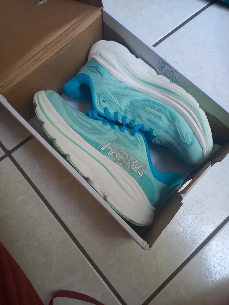 Hoka Clifton 10 bike d'occasion — image 1 sur 6