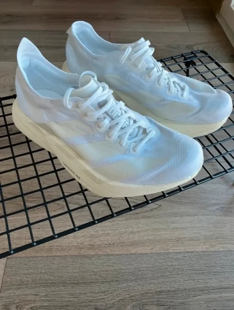 Pro Adizero Adios 4 bike d'occasion — image 2 sur 9