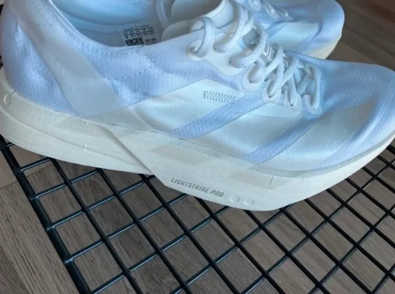 Pro Adizero Adios 4 bike d'occasion — image 6 sur 9