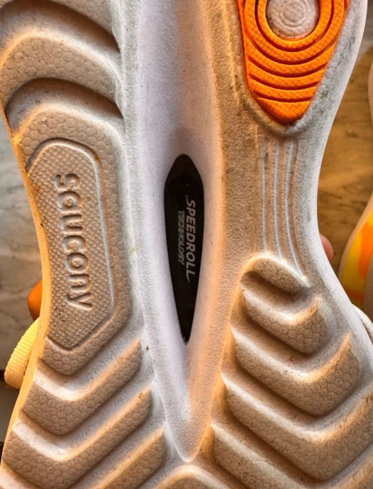 Brugt Saucony Endorphin Trainer 2026 bike — billede 6 af 10