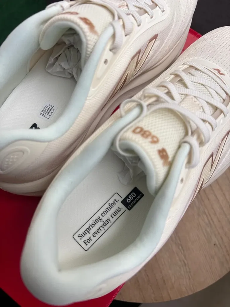 New Balance Fresh Foam 680 V9 bike de segunda mano — imagen 5 de 9